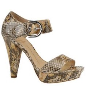 NEW Franco Sarto Zoom Artists Collection Heels 10